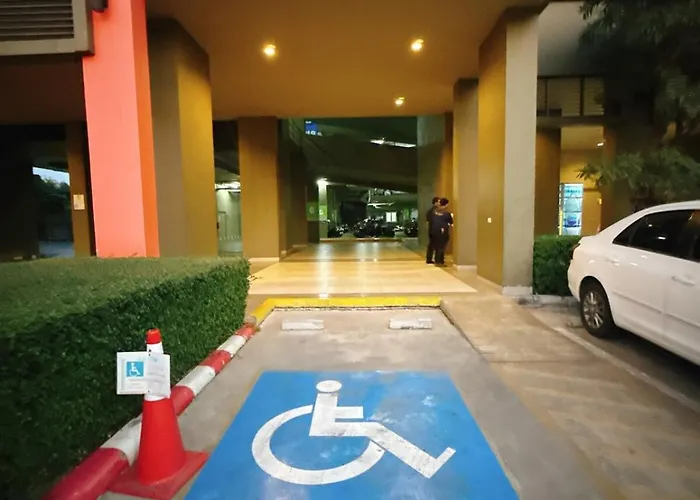 Apartment 2br - Mrt Lak Song 5 Minute - Garden-gym-pool-wifi Bangkok